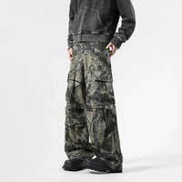 Vintage Leaf Pattern Camouflage Cargo Trousers — dettaglio della stampa