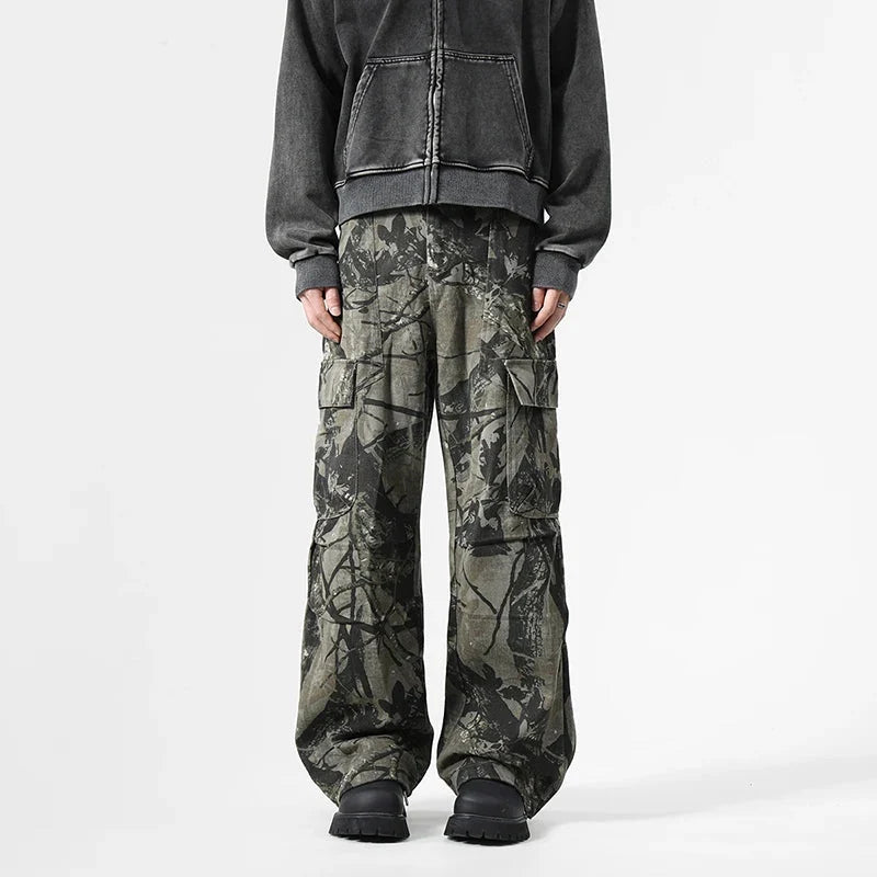 Vintage Leaf Pattern Camouflage Cargo Trousers — in alternativa