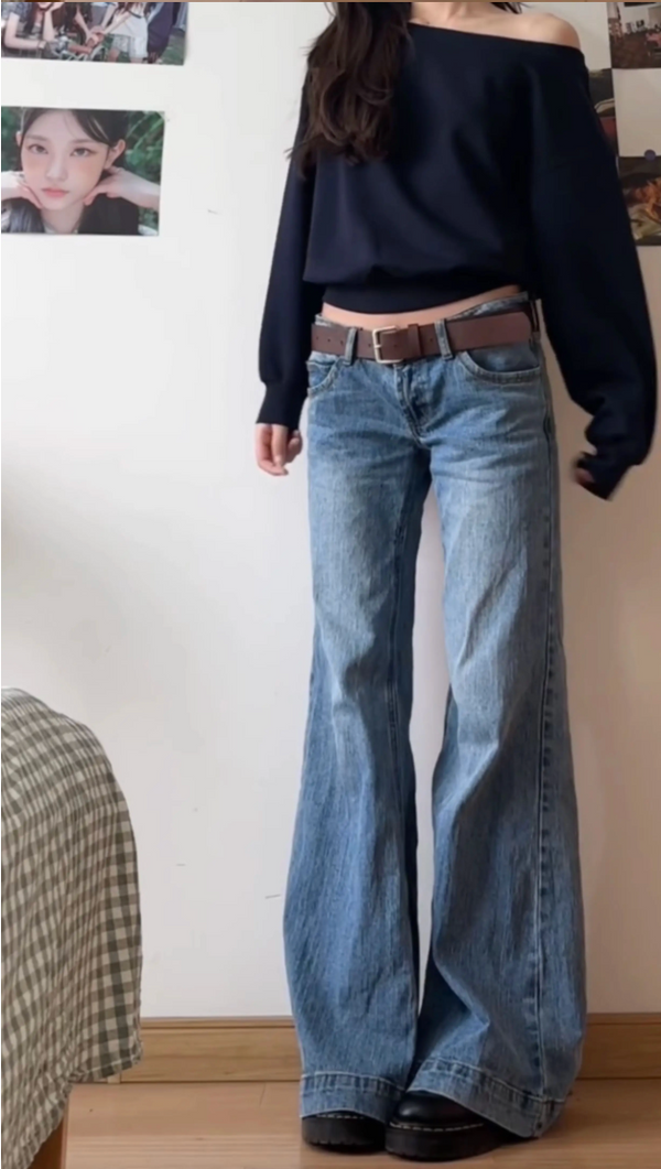 Vintage Old Money Baggy Flared Jeans — vista frontale
