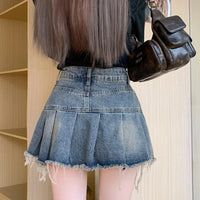 Vintage Pleated Distressed Denim Mini Skirt — vista laterale