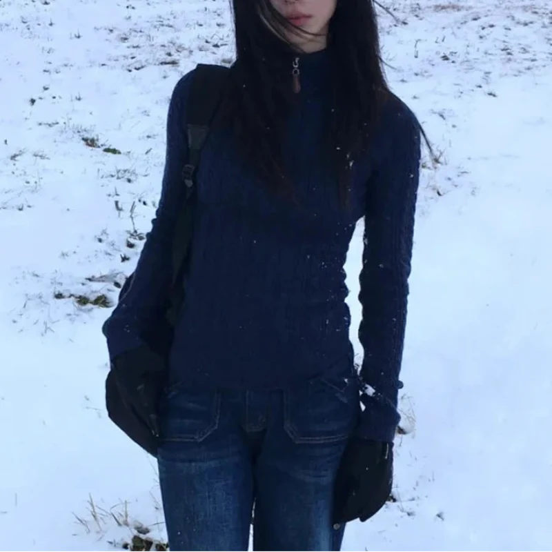 Vintage Turtleneck Sweater — in alternativa