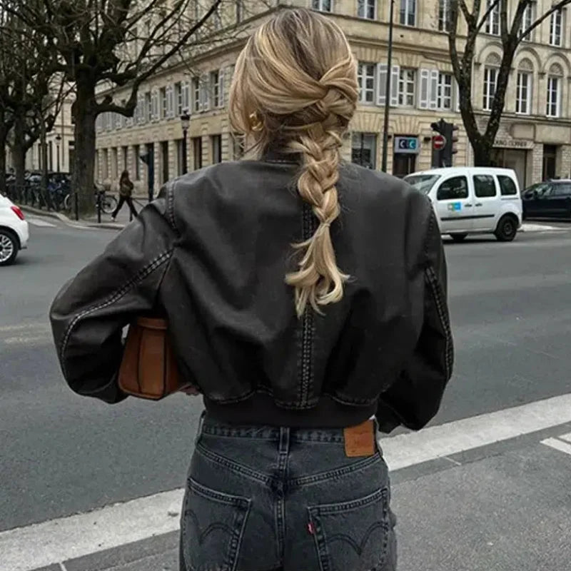 Vintage Washed Cropped Leather Jacket — vista laterale