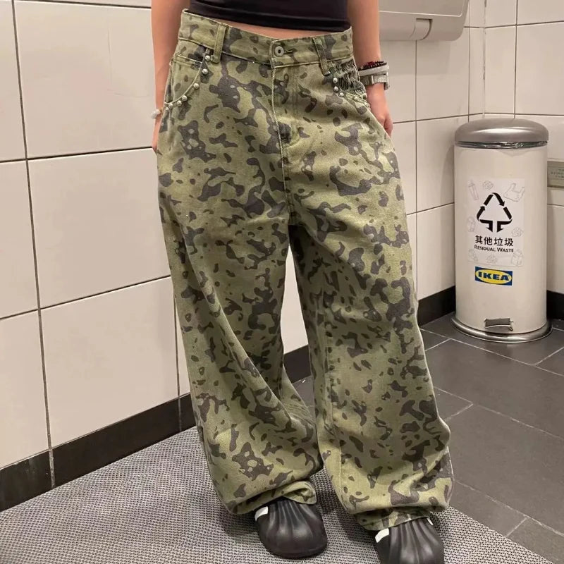 Washed Camouflage Baggy Jeans — vista frontale