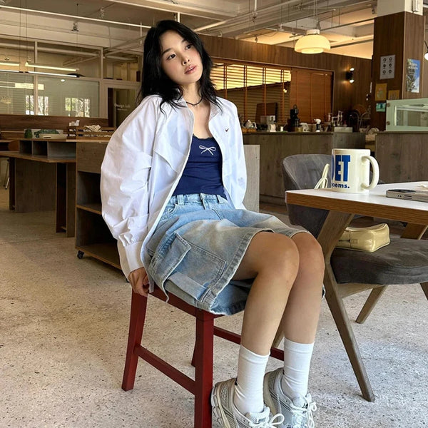 Washed Denim Cargo Jean Shorts Jorts — vista frontale
