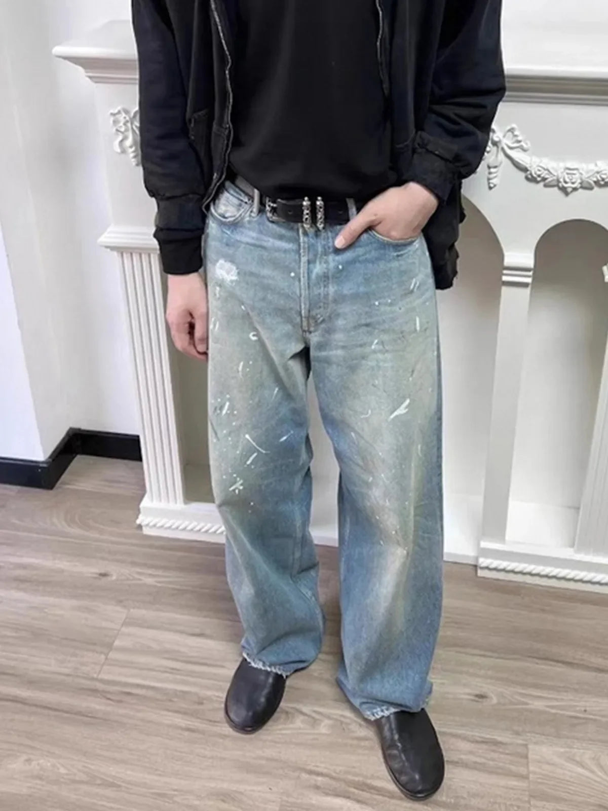 Washed Splatter Paint Denim Jeans — vista frontale