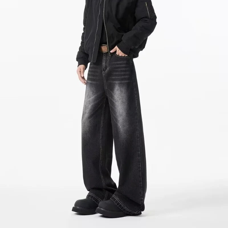 Washed Straight Leg Jeans — dettaglio della stampa