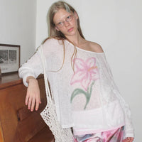 White Flower Graphic Sheer Mesh Long Sleeve Top — vista frontale