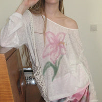 White Flower Graphic Sheer Mesh Long Sleeve Top — vista posteriore