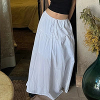White Loose A Line Flowy Maxi Skirt — dettaglio del tessuto