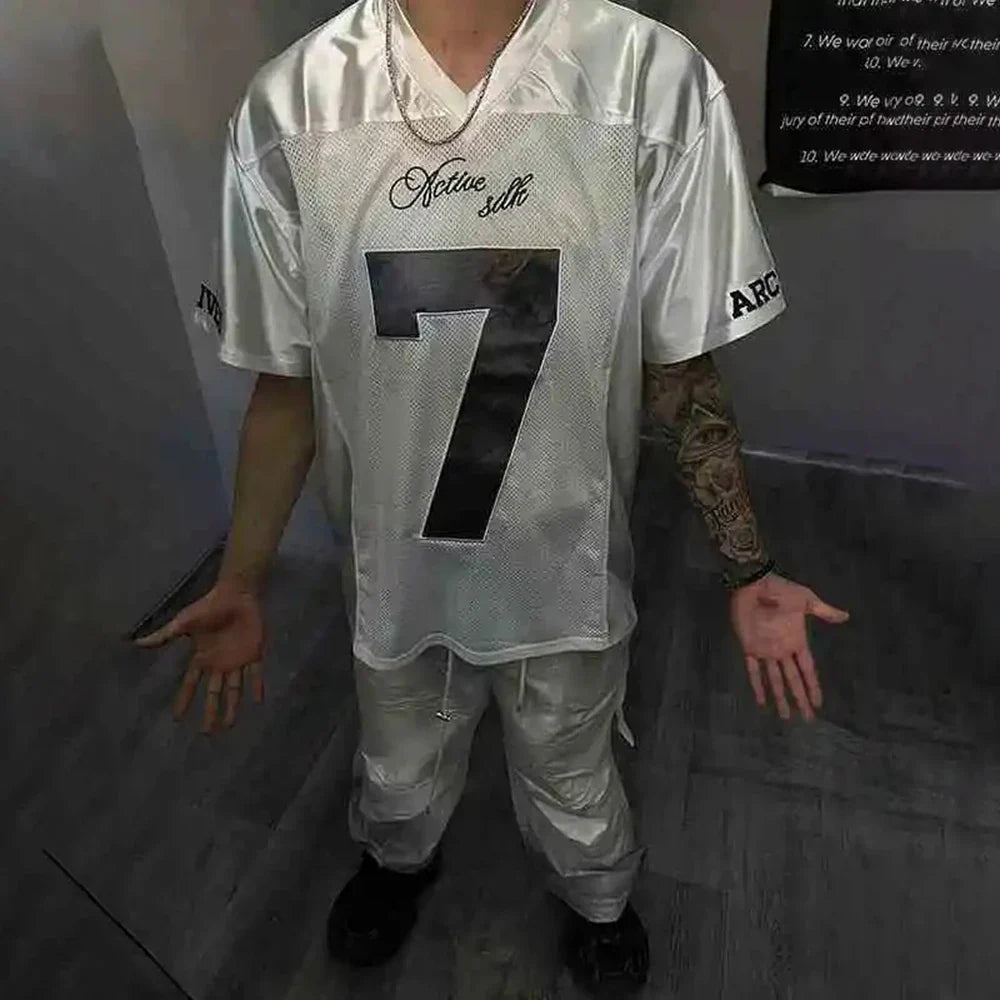 White Scripture Baggy V Neck Football Jersey — dettaglio del tessuto