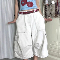 White Wide Leg Cargo Jorts — vista frontale