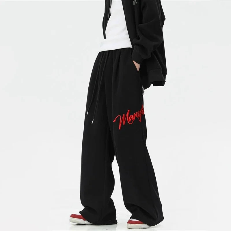 Wide Leg Embroidered Baggy Sweatpant Joggers Trousers — dettaglio del tessuto