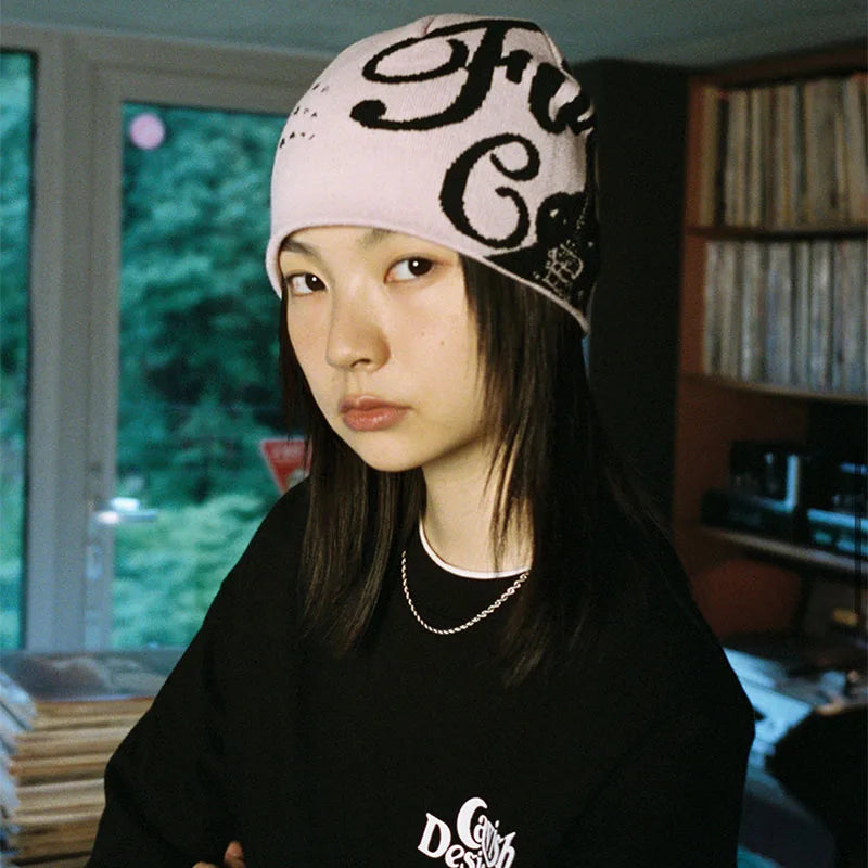 Winter Wish Graphic Beanie — dettaglio della stampa