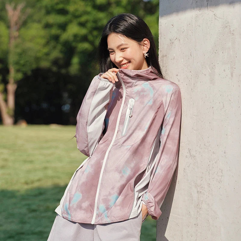 Womens All Over Graphic Breathable Windbreaker Coat — vista frontale
