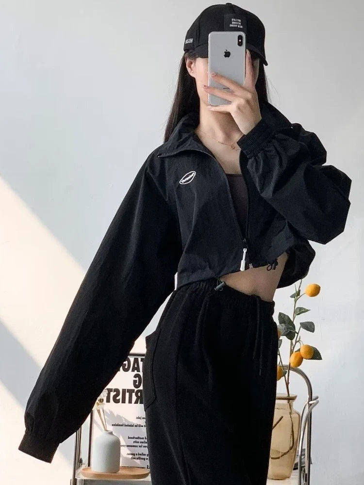 Womens Cropped Athleisure Jacket — dettaglio della stampa