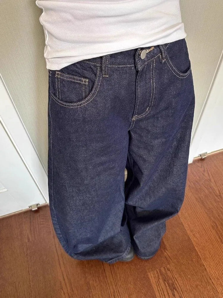 Womens Essentials Grunge Barrel Jeans — dettaglio della stampa