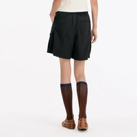 Womens Essentials Outdoor Shorts — dettaglio del tessuto
