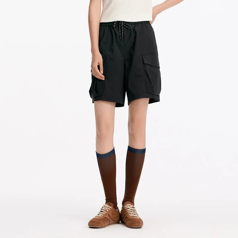 Womens Essentials Outdoor Shorts — in alternativa