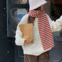Womens Knitted Striped Scarf — dettaglio della stampa