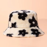 fluffy Cow Print Bucket Hat — vista frontale