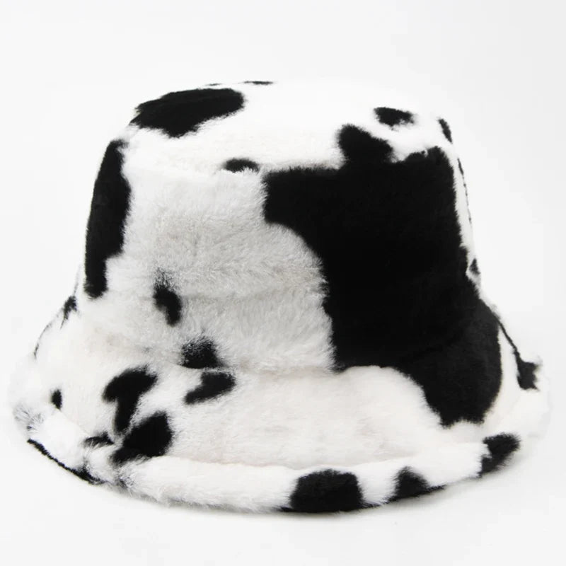 fluffy Cow Print Bucket Hat — vista frontale