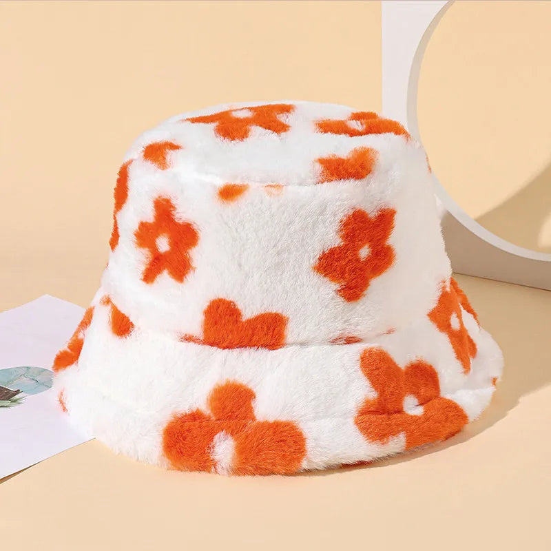 fluffy Cow Print Bucket Hat — vista posteriore