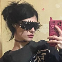 Nail Spiked Sunglasses — vista frontale