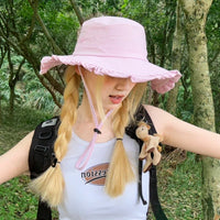 Pastel Bucket Hat — vista laterale