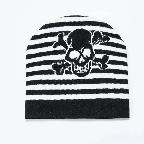 Striped Skull Beanie — vista frontale