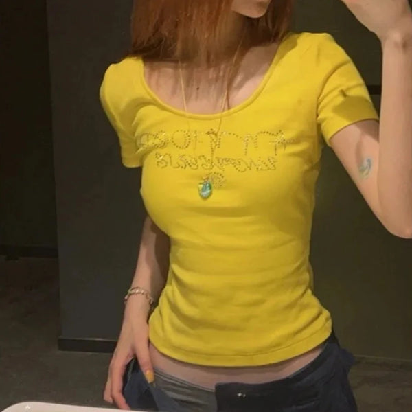 Yellow Y2K Rhinestone Graphic Crop Top — vista frontale