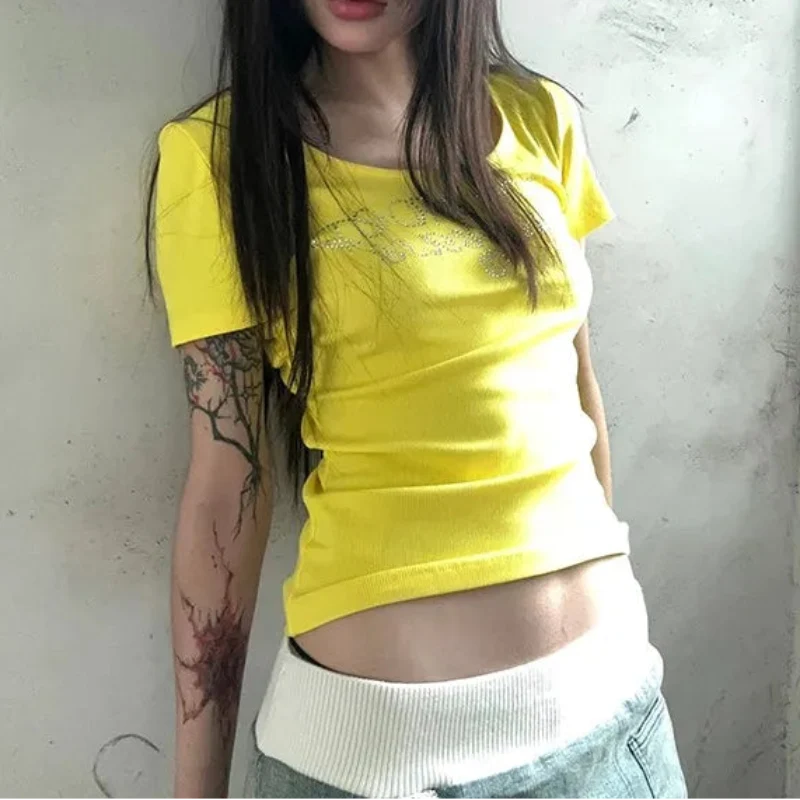 Yellow Y2K Rhinestone Graphic Crop Top — vista posteriore